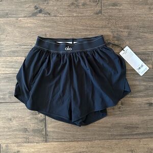 Alo Yoga Match Point Short Black NWT